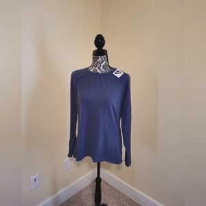 NWOT LLBEAN Women's Pullover Crewneck  Shirt. Long sleeves. Gathered neckline.
